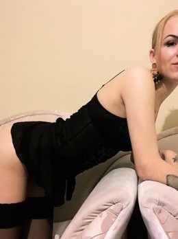 SHELBY - service Lesbian show